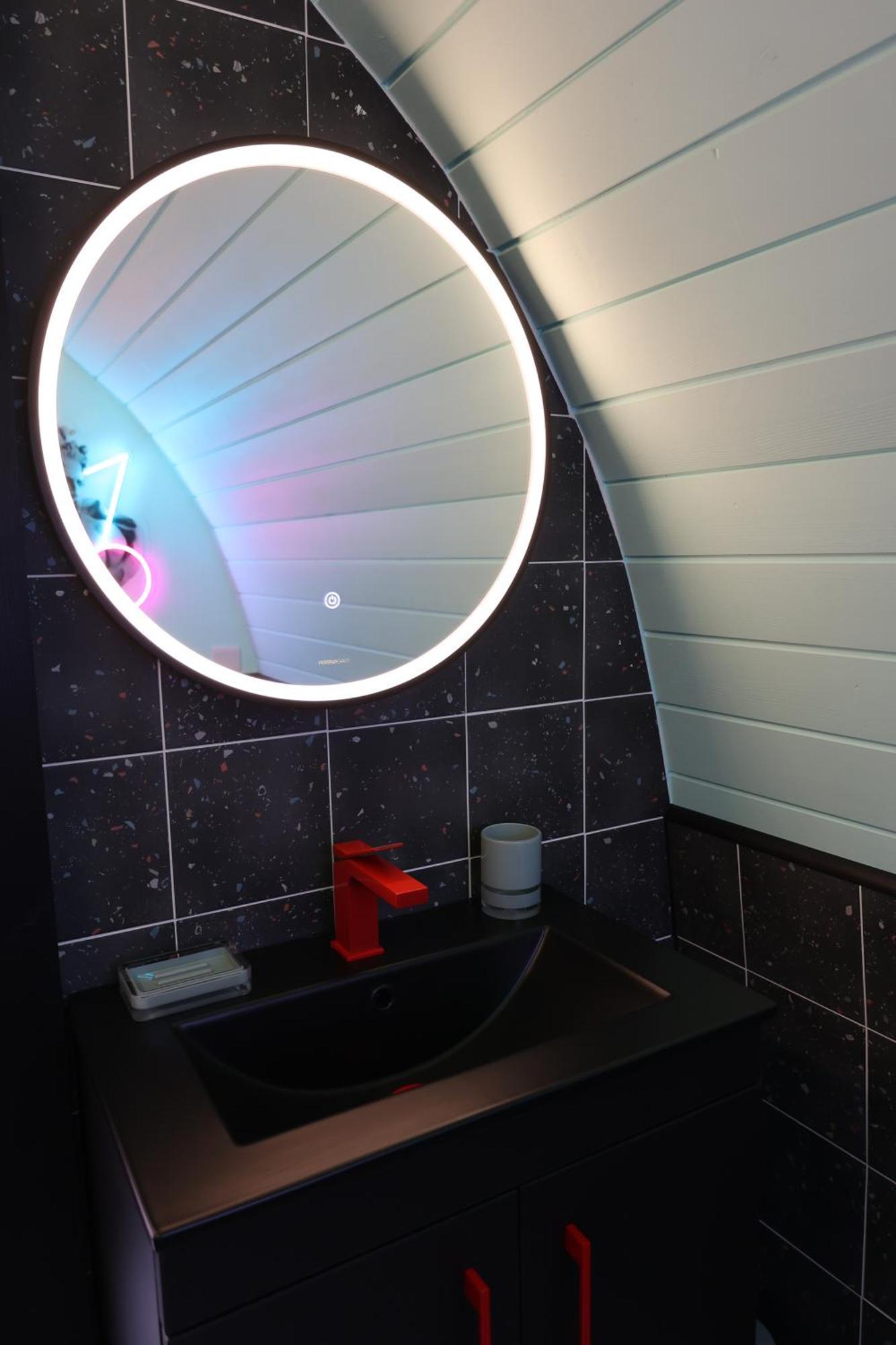 Apartament Ammonite Glamping Pod & Hot Tub Hungerton Zewnętrze zdjęcie